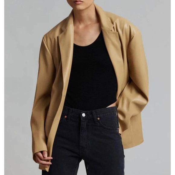 Frankie Blazer - Picture 5 of 6